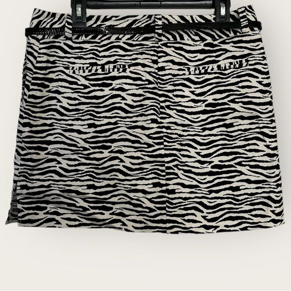 Zebra Attyre Skort size 10 with front pockets - Picture 5 of 6